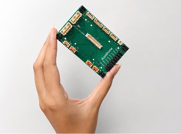 axl Carrier Board for Advanced UAV Connectivity